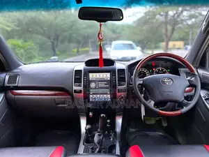 Toyota Land Cruiser Prado 3.0 D-4D 5dr 2006 Gray