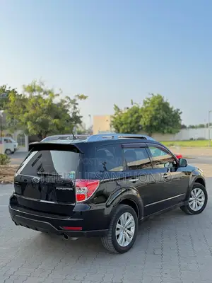Subaru Forester 2011 Black