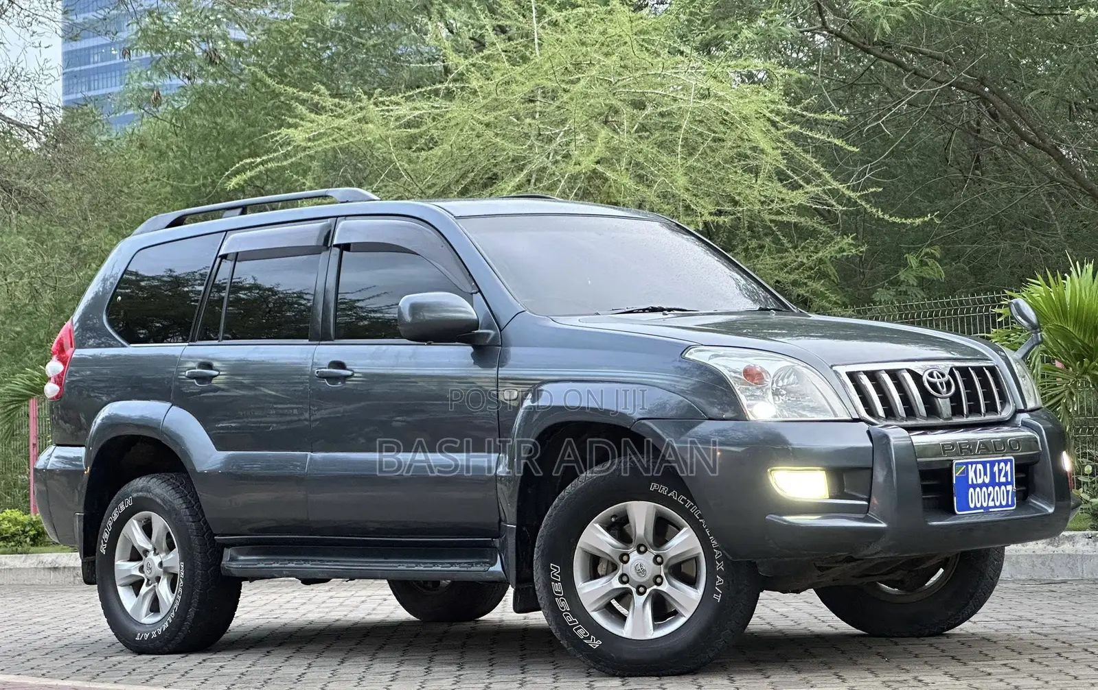 Toyota Land Cruiser Prado 3.0 D-4D 5dr 2006 Gray