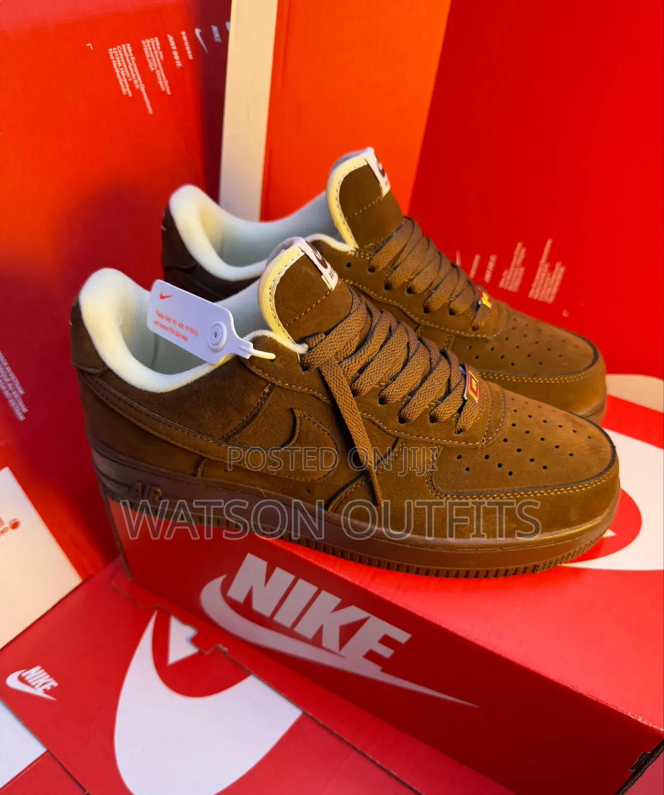 Men's Leather Shoes 2 Rare Colours Nike Airforce 1 Brand New
