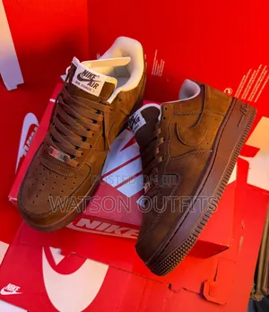 Men's Leather Shoes 2 Rare Colours Nike Airforce 1 Brand New