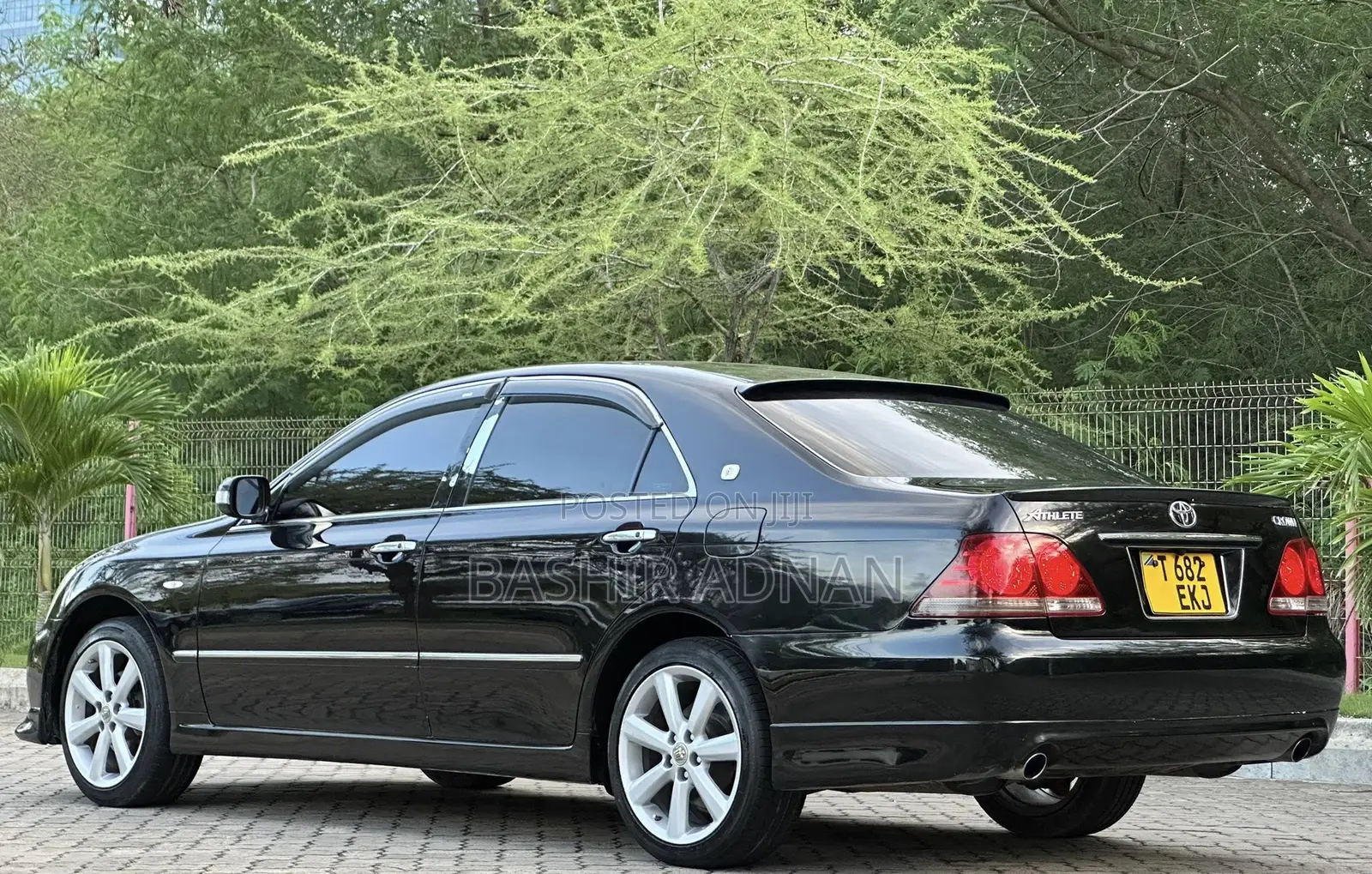 Toyota Crown 2006 Matt Black