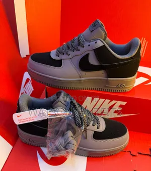 Men's Leather Shoes 2 Rare Colours Nike Airforce 1 Brand New