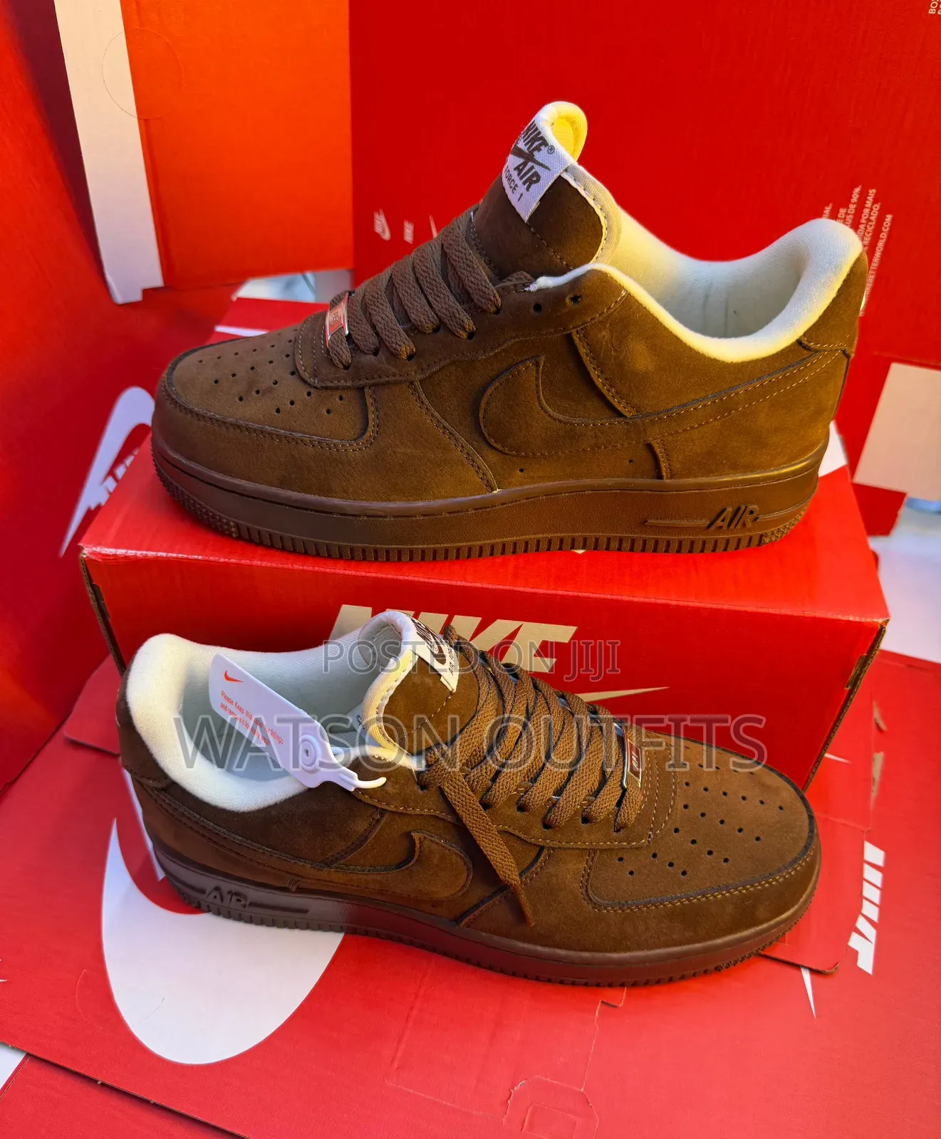 Men's Leather Shoes 2 Rare Colours Nike Airforce 1 Brand New