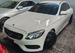 Mercedes-Benz C200 2015 Pearl