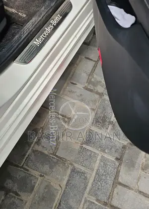 Mercedes-Benz C200 2015 Pearl