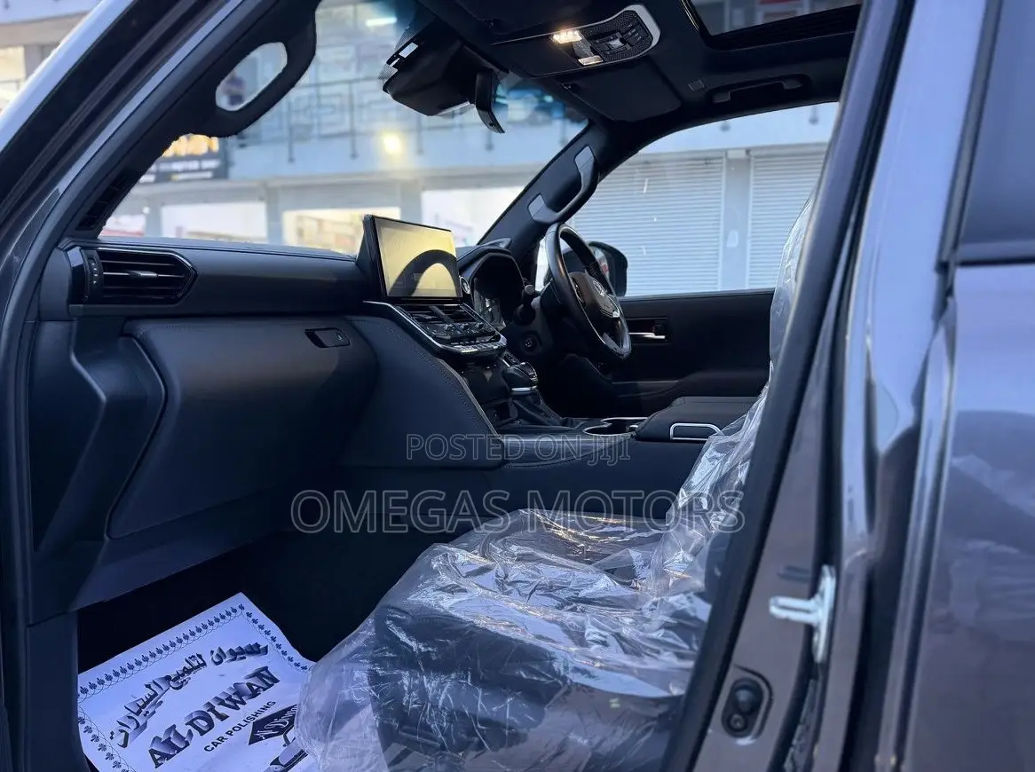Toyota Land Cruiser 2024 Black