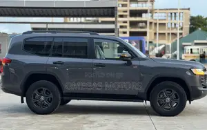 Toyota Land Cruiser 2024 Black