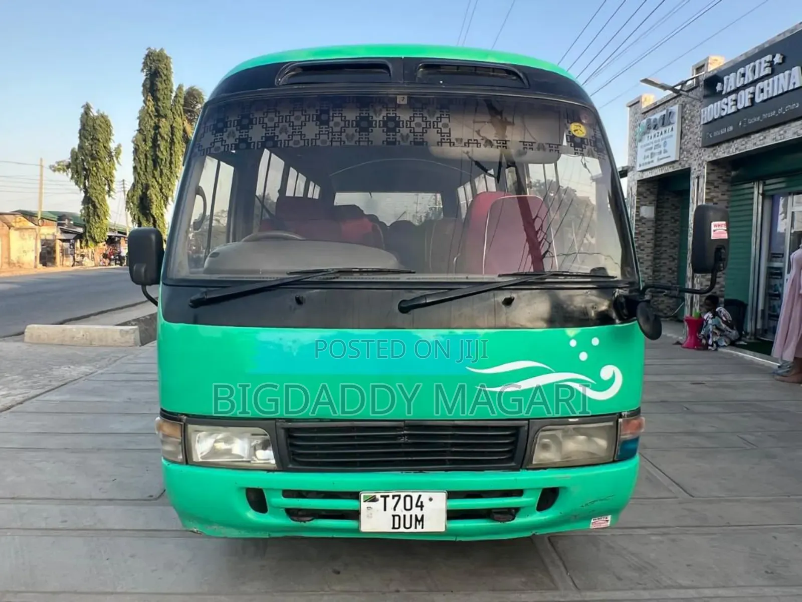 Toyota Coaster 2000 Green