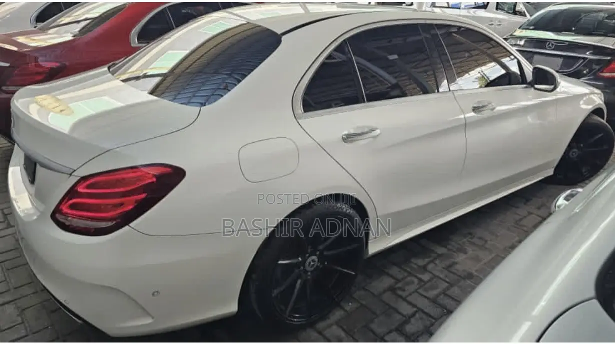 Mercedes-Benz C200 2015 Pearl