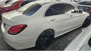 Mercedes-Benz C200 2015 Pearl