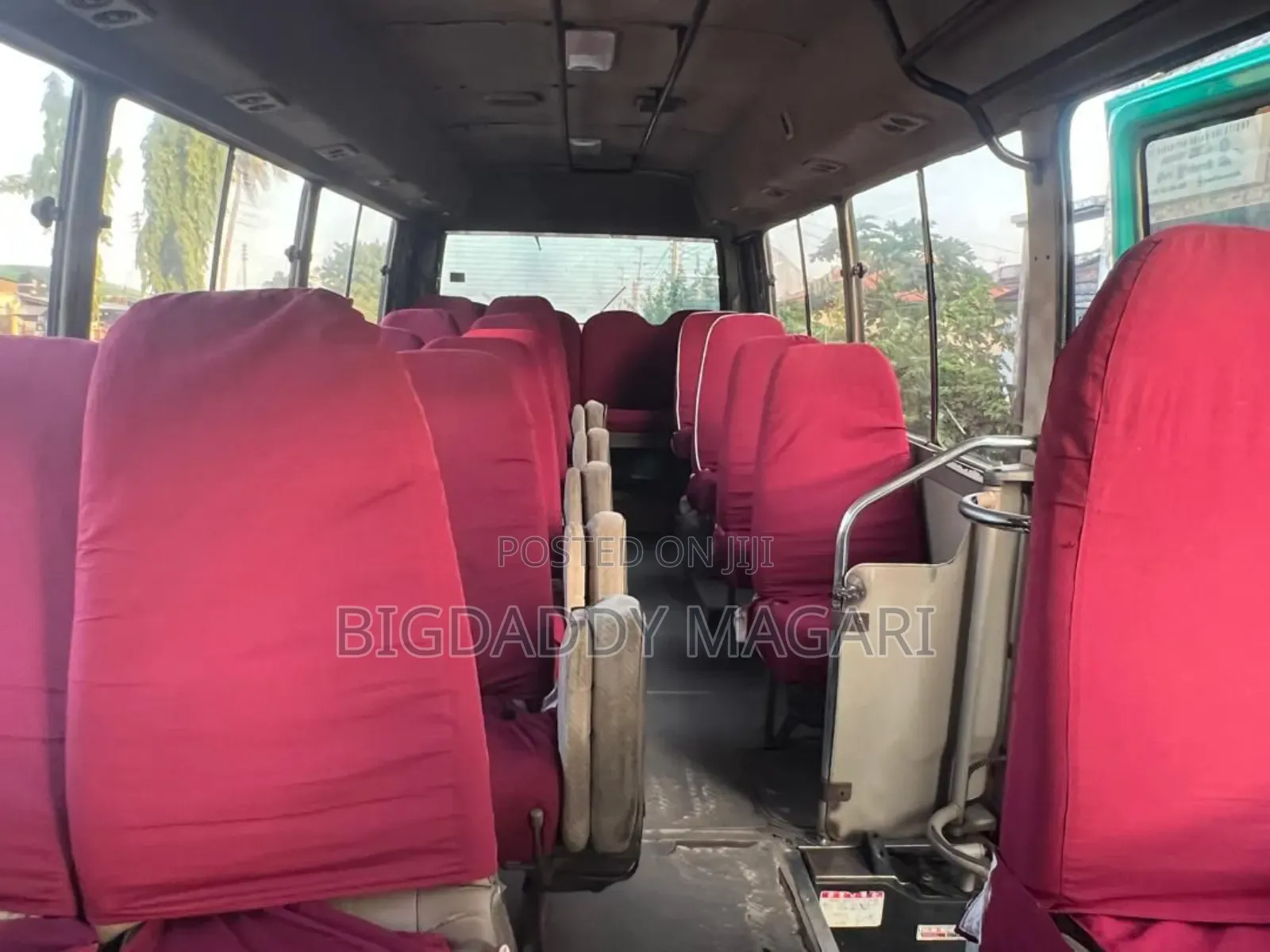 Toyota Coaster 2000 Green