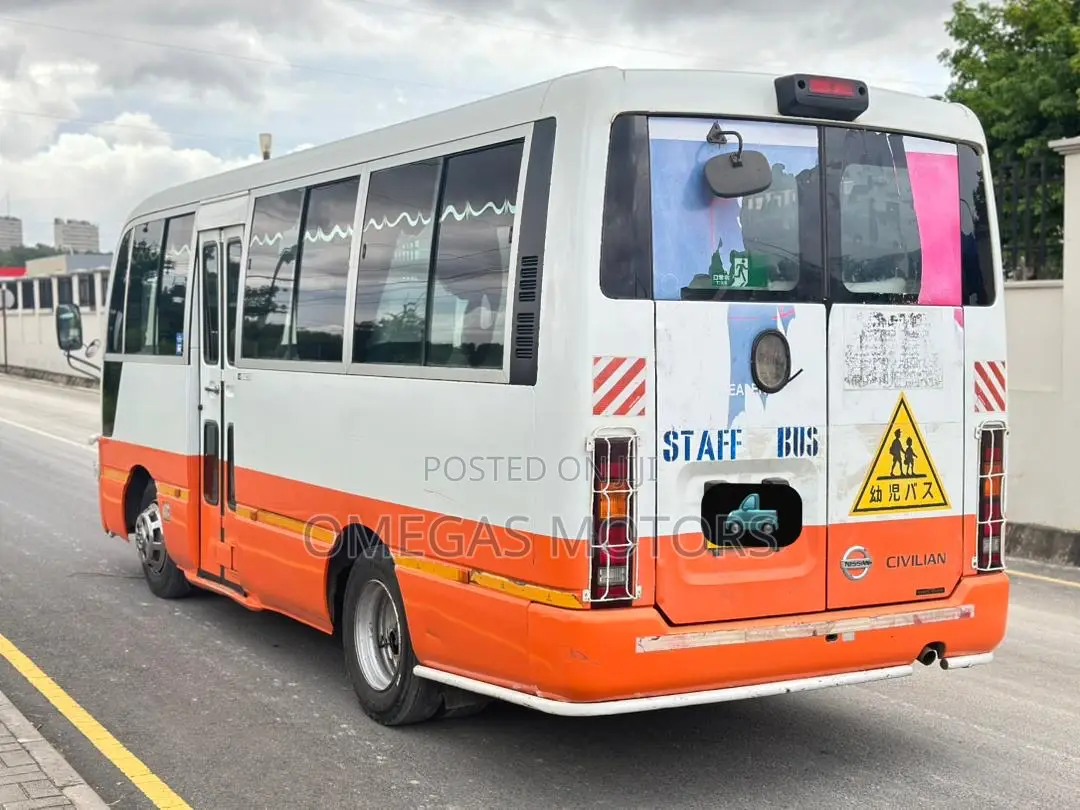 Nissan Civilian 2005 White