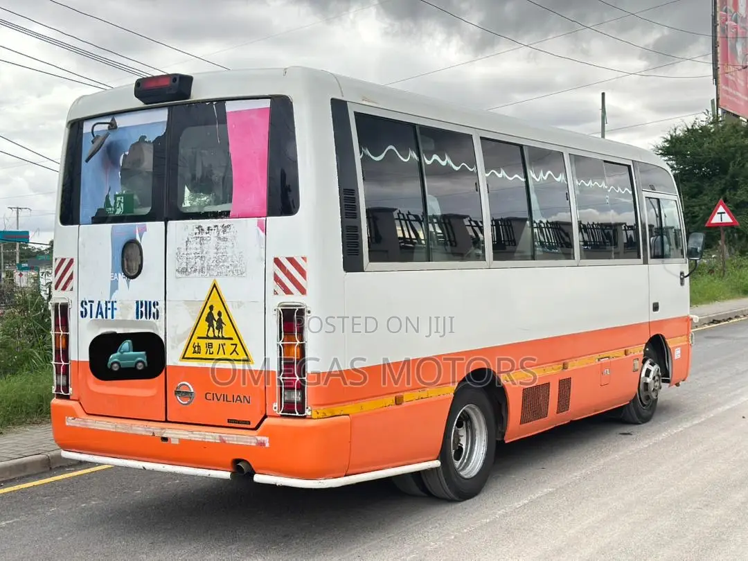 Nissan Civilian 2005 White