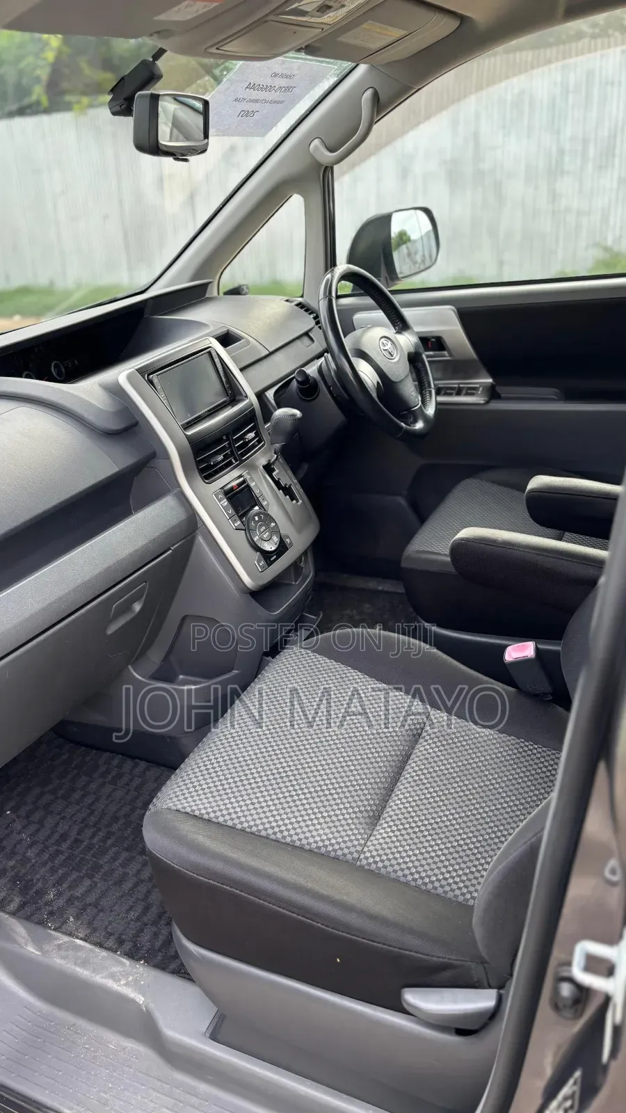 Toyota Noah 2007 Gray