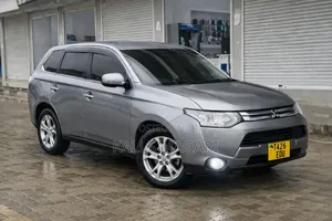 Mitsubishi Outlander 2014 Gray