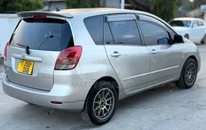 Toyota Corolla Spacio 2004 Silver