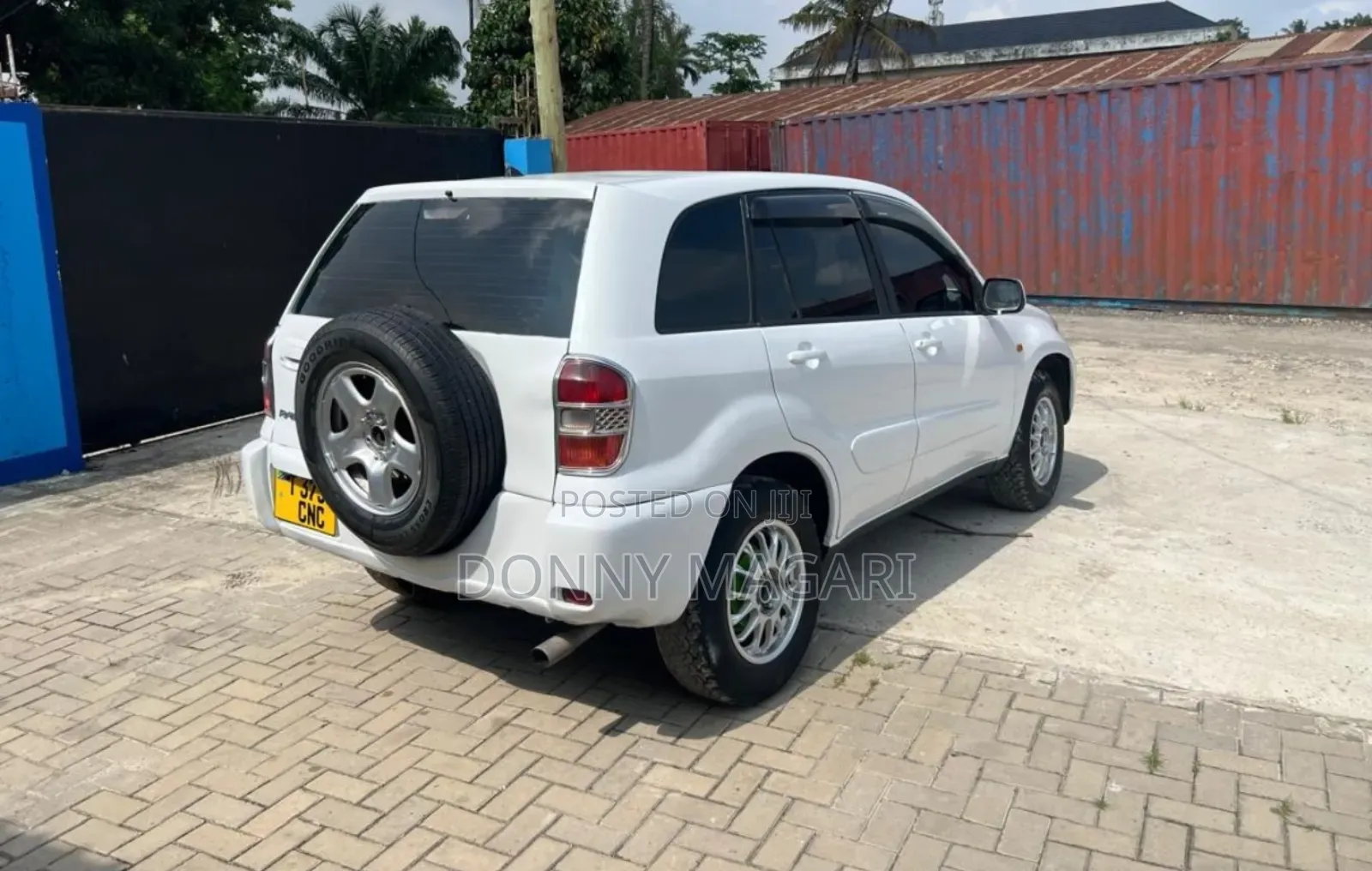 Toyota RAV4 2004 White