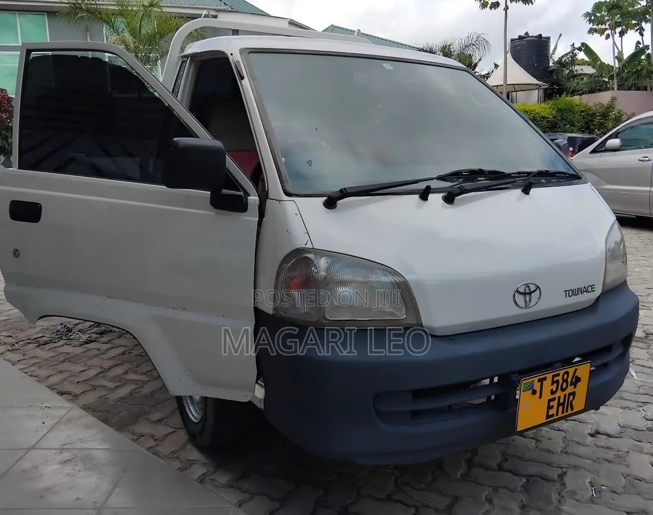 Toyota TownAce 2003 White
