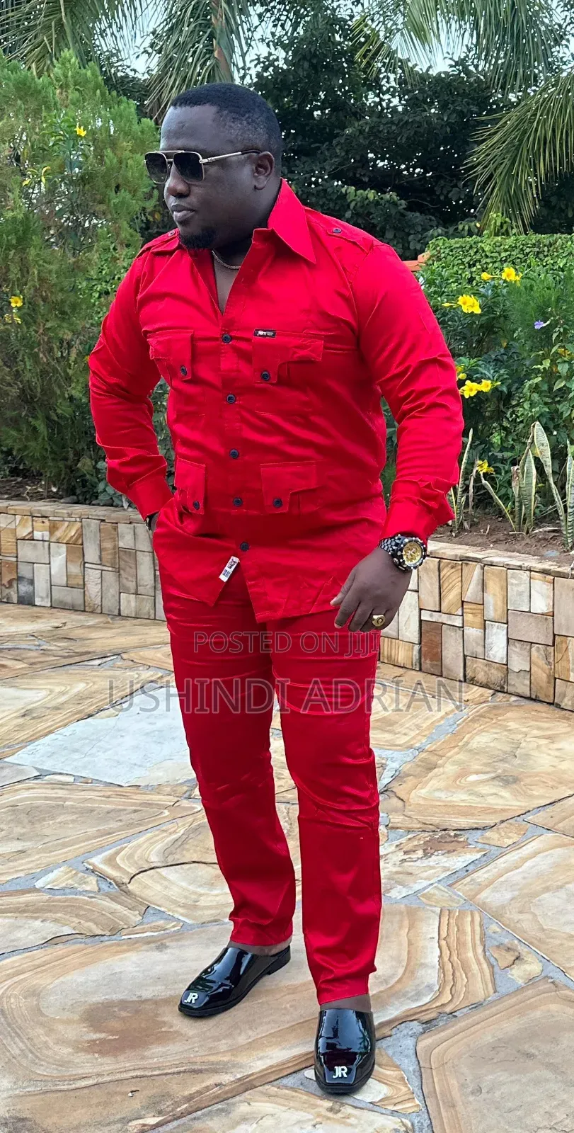 Men’S Two Piece OutfitBei: 140,000/-