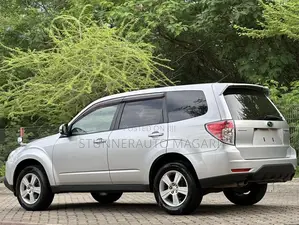 Subaru Forester 2010 Silver