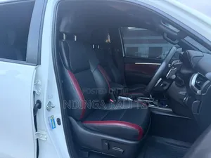 Toyota Fortuner 2025 White
