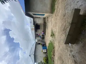 5bdrm House in Mbutu, Kigamboni for sale