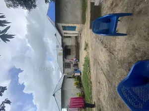 5bdrm House in Mbutu, Kigamboni for sale
