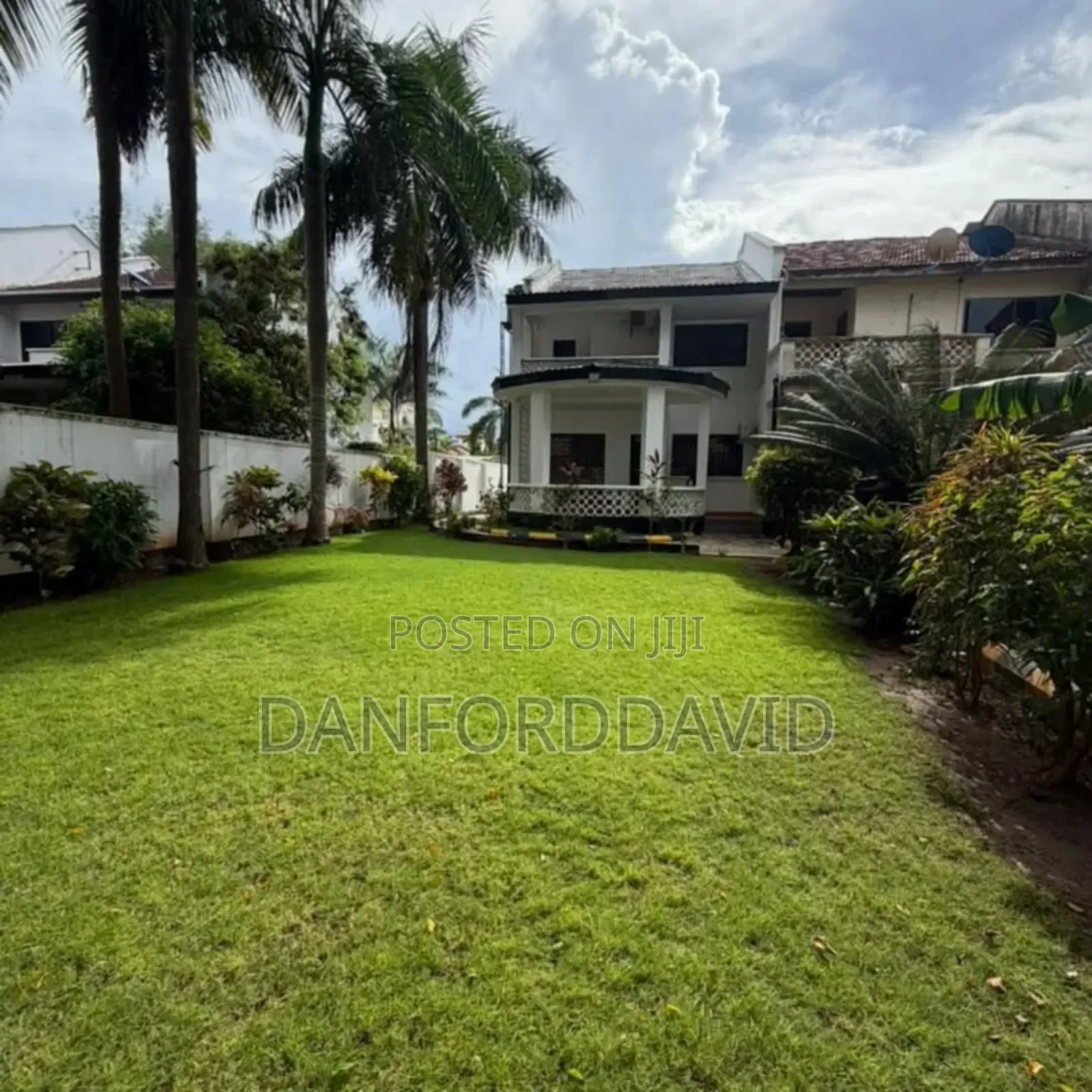 Furnished 4bdrm Villa in Kahwa Real Estate, Masaki for rent
