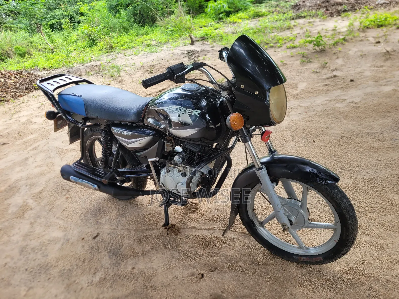 Bajaj Boxer 125 2026 Black