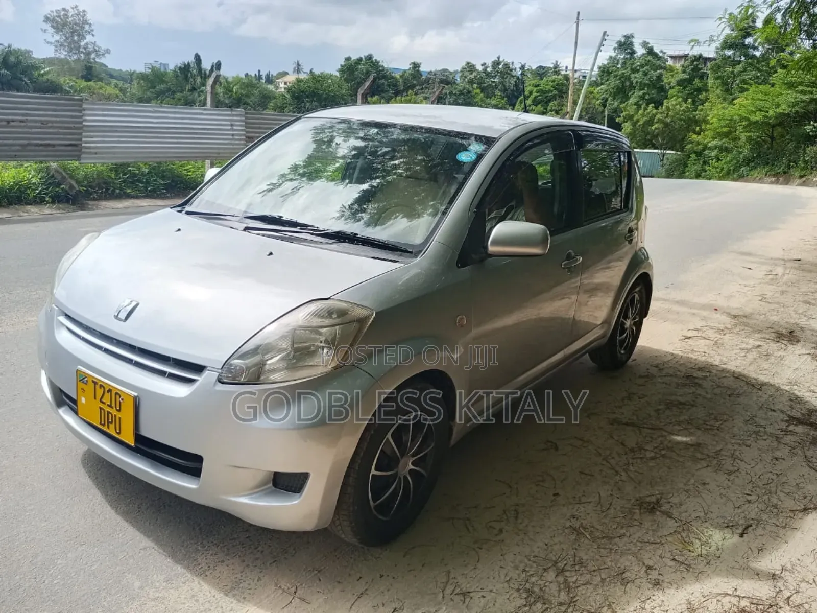 Toyota Passo 1.3 FWD 2006 Silver