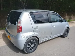 Toyota Passo 1.3 FWD 2006 Silver