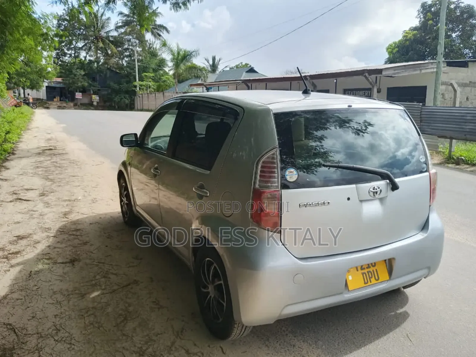 Toyota Passo 1.3 FWD 2006 Silver