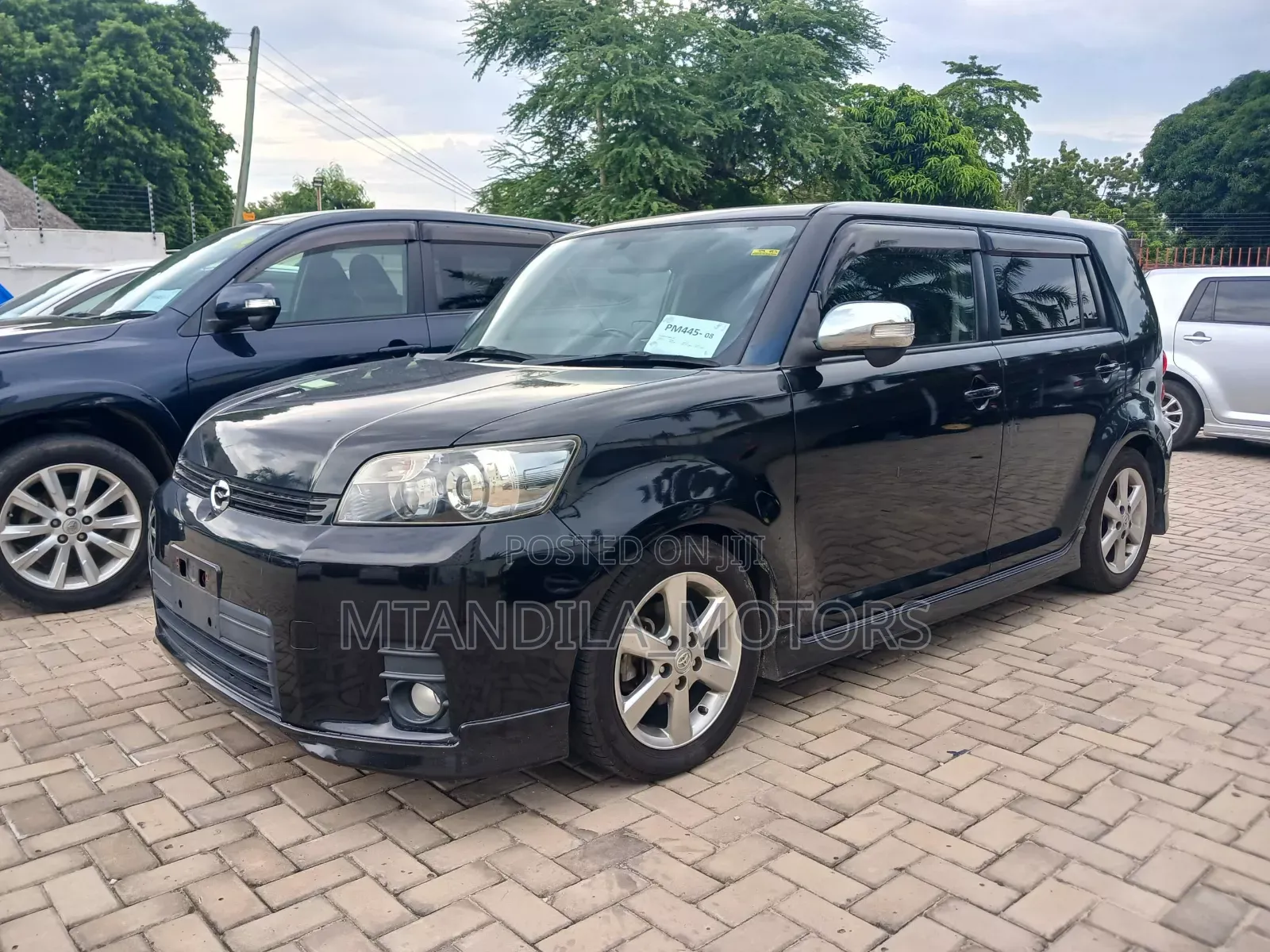 Toyota Corolla Rumion Hatchback 1.8 AWD 2012 Black