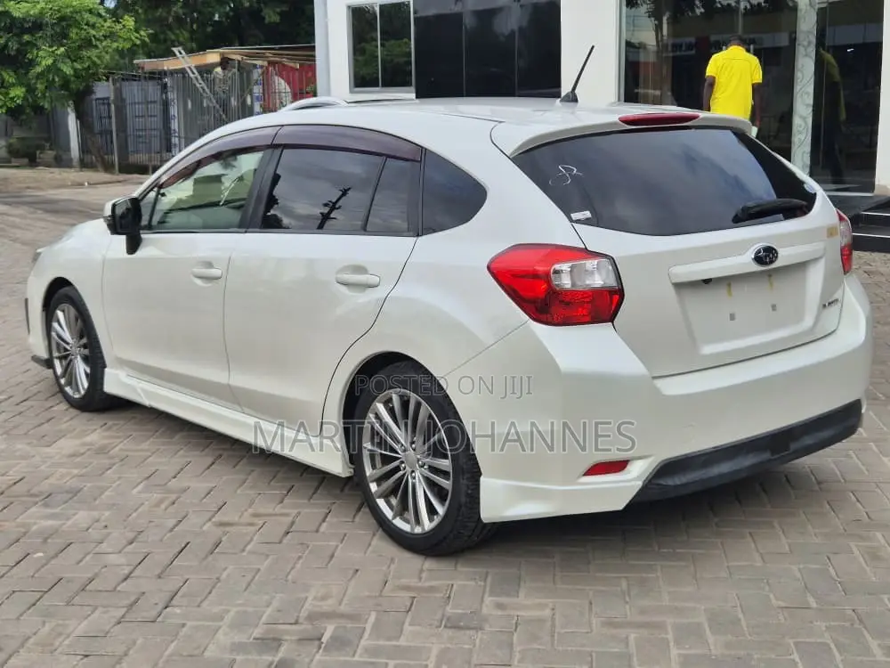 Subaru Impreza 2.0i Sport Premium 2013 White