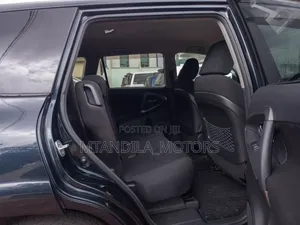 Toyota Vanguard 2012 Black