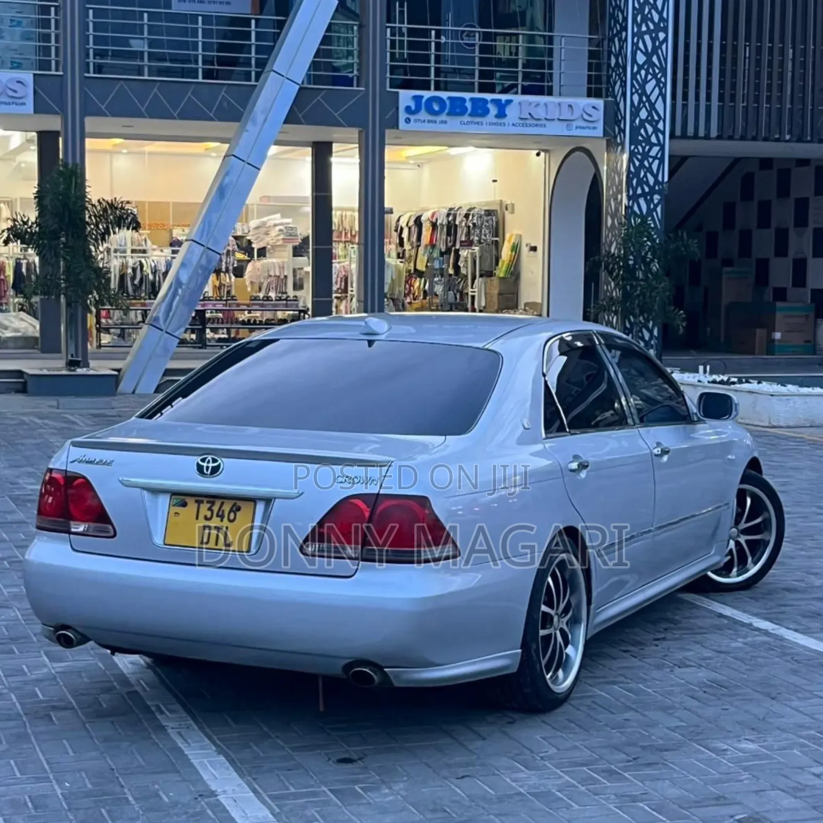 Toyota Crown 2006 Silver