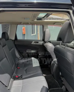Subaru Forester 2011 Black