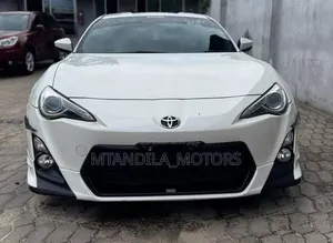 Toyota GT86 2015 White