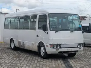 Mitsubishi Fuso Rosa 1998 White