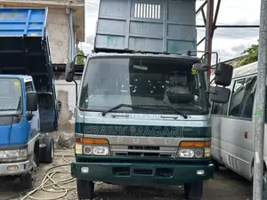 Fuso Tipper