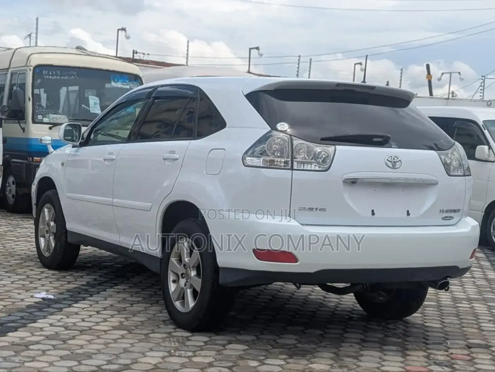 Toyota Harrier 2.4 2006 White