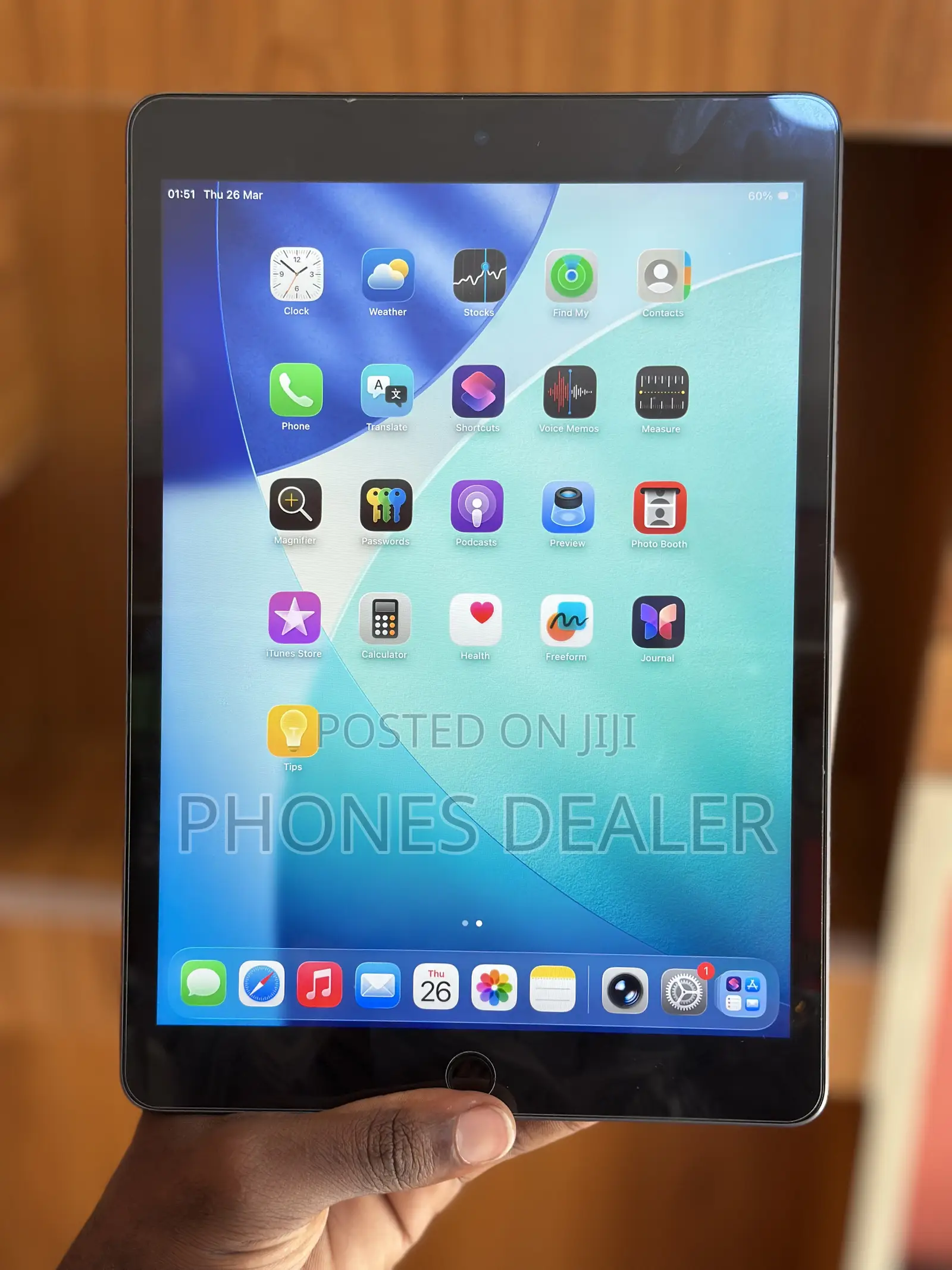 Apple iPad 9.7 64 GB Gray
