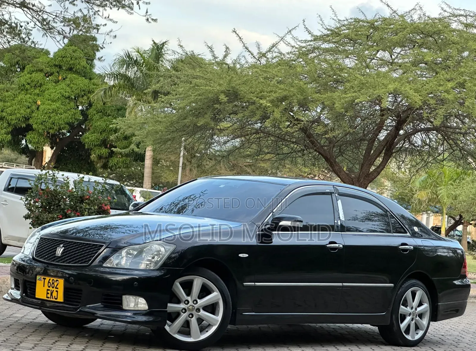 Toyota Crown 2006 Black