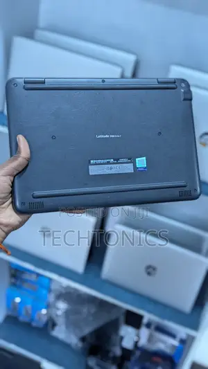 Laptop Dell Latitude 3189 8GB Intel SSD 128GB