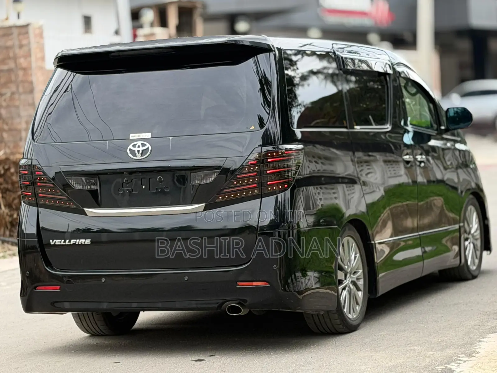 Toyota Vellfire 2010 Black