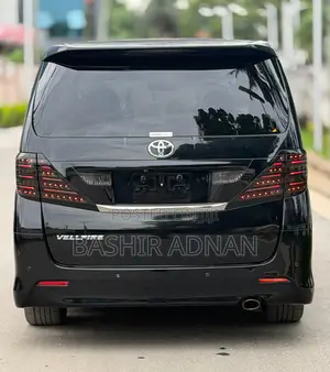 Toyota Vellfire 2010 Black