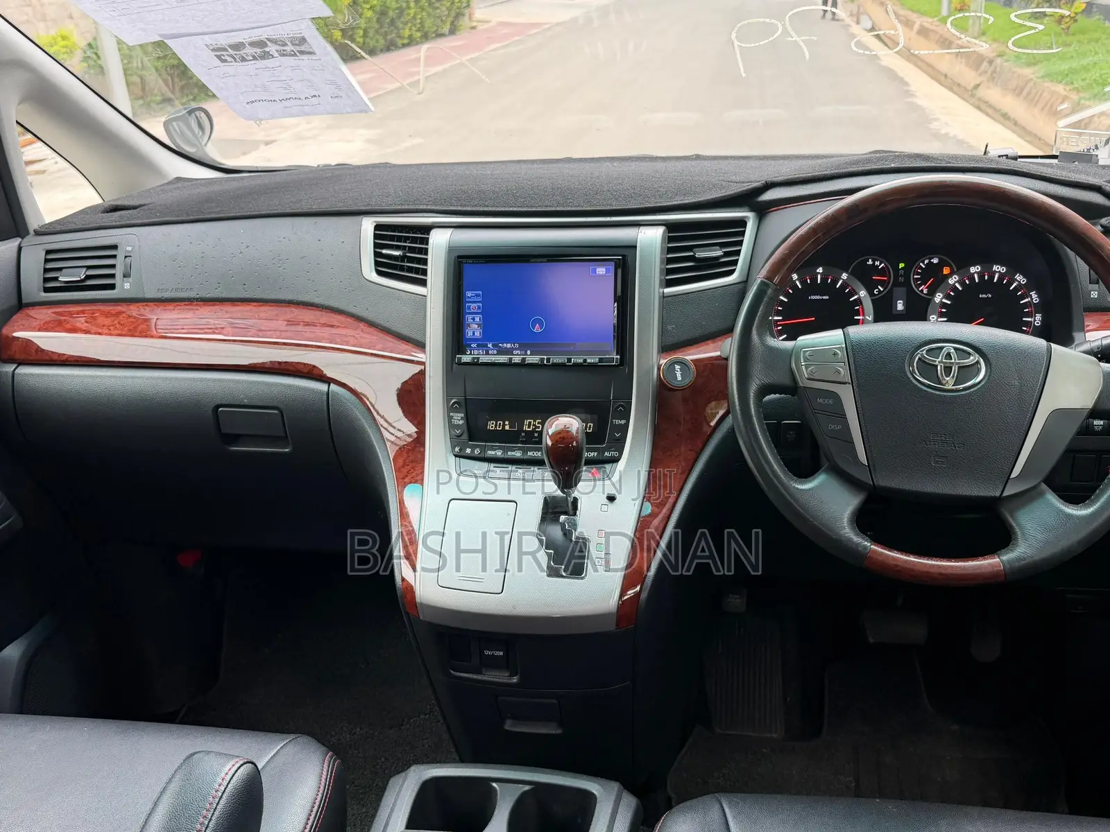 Toyota Vellfire 2010 Black