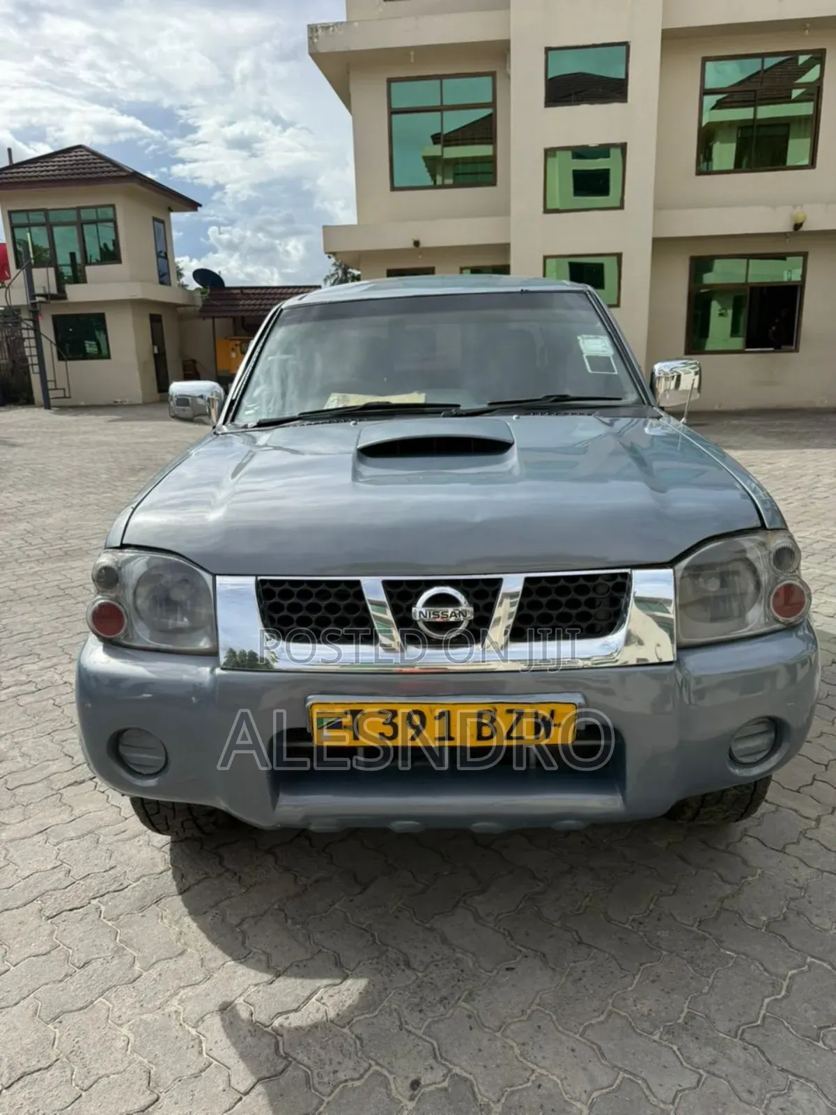 Nissan Hardbody 2000i 2006 Blue