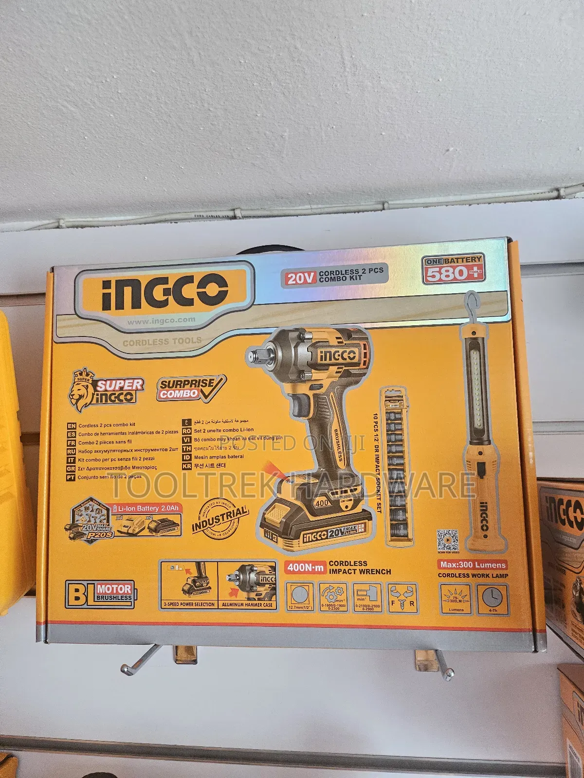 Ingco Impact Wrench 400nm With Rechargable Light